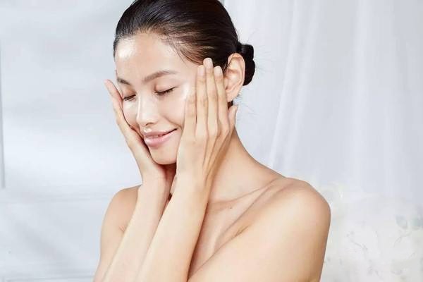 面部刮痧可以去痘印嗎 面部刮痧如何去痘印