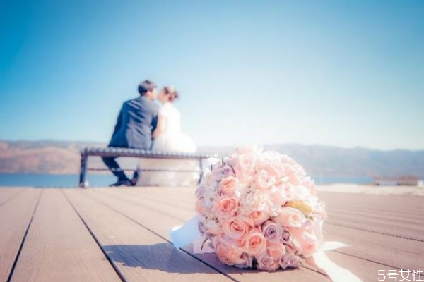 女人冷暴力的具體表現(xiàn) 女生冷暴力意味著什么