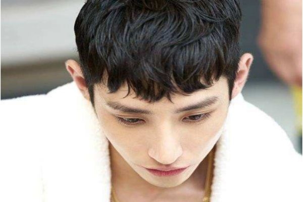 兩個(gè)人三觀(guān)不合的表現(xiàn)有哪些 怎么樣判斷三觀(guān)不合