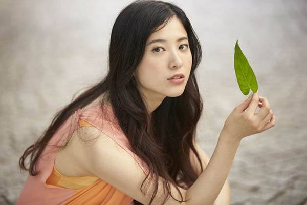 男友著急領(lǐng)證說(shuō)明什么 先辦婚宴在領(lǐng)證好嗎 男友著急領(lǐng)證說(shuō)明什么 先辦婚宴在領(lǐng)證好嗎