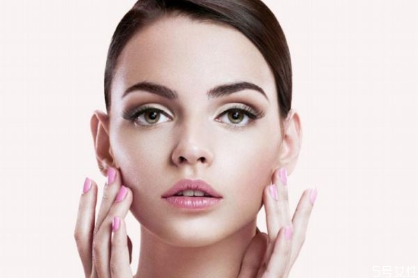 如何去黑頭呢 去黑頭的辦法有什么呢 如何去黑頭呢 去黑頭的辦法有什么呢