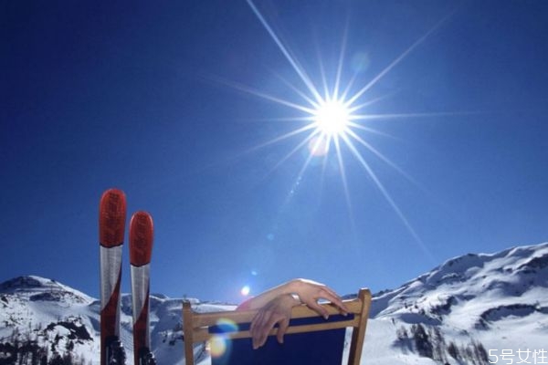 冬季需要防曬嗎 冬季為什么要防曬呢 冬季需要防曬嗎 冬季為什么要防曬呢