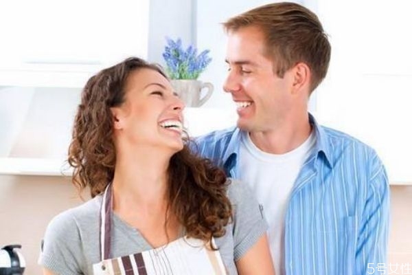 如何看出一個(gè)女生依賴性比較強(qiáng) 女生依賴一個(gè)人的表現(xiàn) 如何看出一個(gè)女生依賴性比較強(qiáng) 女生依賴一個(gè)人的表現(xiàn)