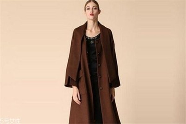 咖啡色和什么搭配顯高級(jí) 咖啡色適合搭配什么顏色 咖啡色和什么搭配顯高級(jí) 咖啡色適合搭配什么顏色