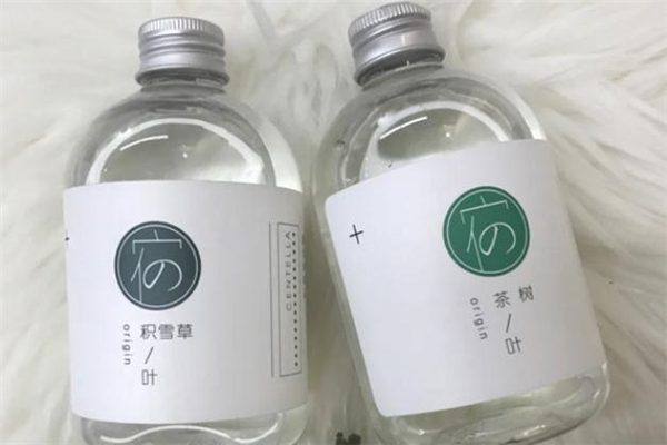 茶樹純露可以祛痘嗎 茶樹純露的功效與作用 茶樹純露可以祛痘嗎 茶樹純露的功效與作用