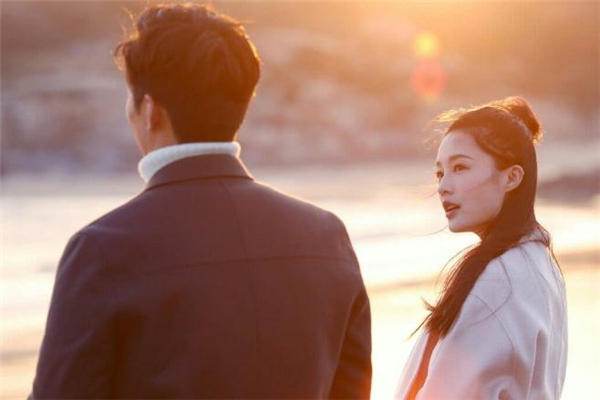 伴侶想當(dāng)咸魚(yú)你能接受嗎 伴侶想當(dāng)咸魚(yú)該鞭策還是接受