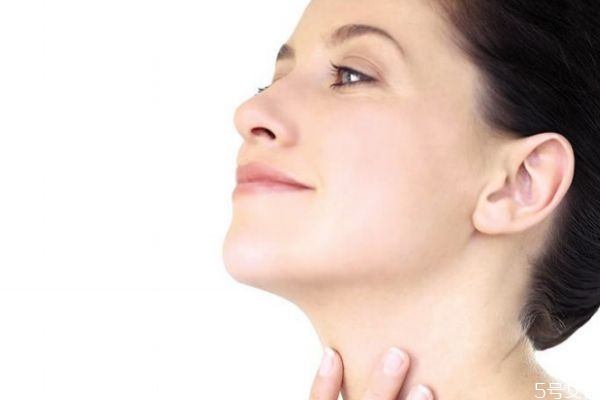 如何緊致皮膚呢 緊致皮膚的辦法有什么呢 如何緊致皮膚呢 緊致皮膚的辦法有什么呢