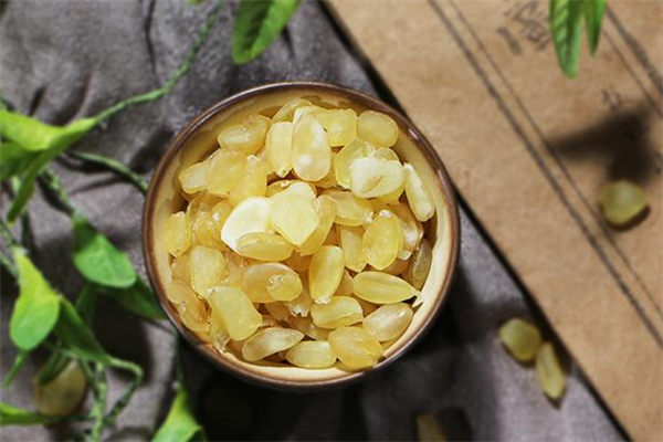 產(chǎn)婦可以吃皂角米嗎 產(chǎn)婦吃皂角米有什么好處 產(chǎn)婦可以吃皂角米嗎 產(chǎn)婦吃皂角米有什么好處