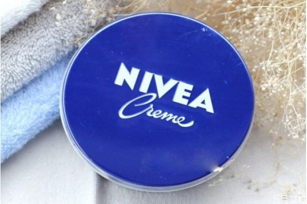 什么面霜補(bǔ)水保濕效果最好 好用的面霜公認(rèn)最好用 什么面霜補(bǔ)水保濕效果最好 好用的面霜公認(rèn)最好用