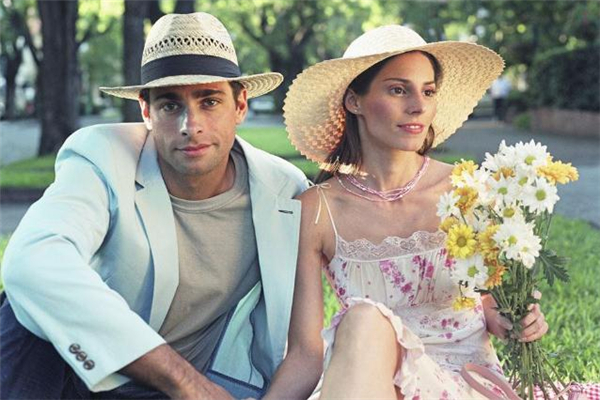 舊情復(fù)燃的感情能長久嗎 舊情復(fù)燃的感情會怎樣 舊情復(fù)燃的感情能長久嗎 舊情復(fù)燃的感情會怎樣