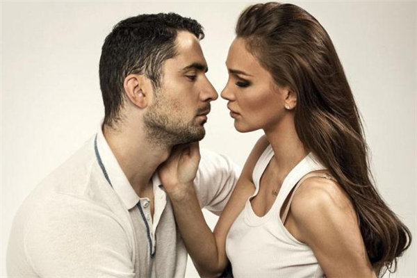 舊情復(fù)燃的感情能長久嗎 舊情復(fù)燃的感情會怎樣 舊情復(fù)燃的感情能長久嗎 舊情復(fù)燃的感情會怎樣