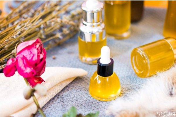 緊致皮膚的方式有什么呢 怎么緊致皮膚呢 緊致皮膚的方式有什么呢 怎么緊致皮膚呢