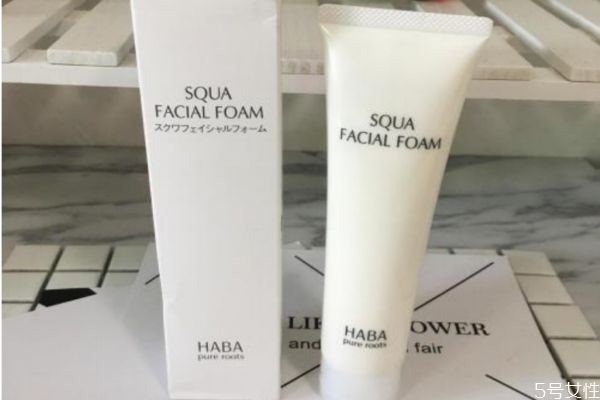 臉上長痘適合用什么洗面奶 適合長痘用的洗面奶 臉上長痘適合用什么洗面奶 適合長痘用的洗面奶