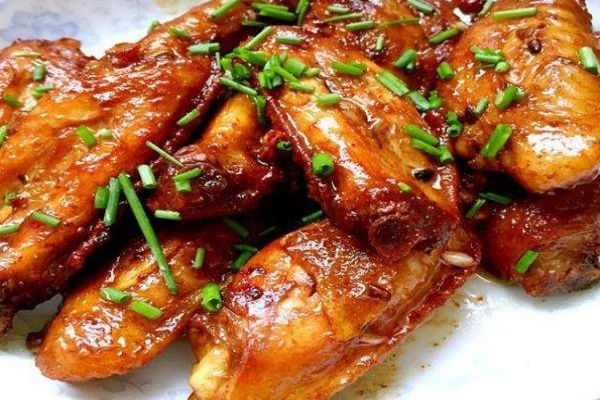 雞翅有什么營養(yǎng)價值呢 吃雞翅有什么好處呢 雞翅有什么營養(yǎng)價值呢 吃雞翅有什么好處呢