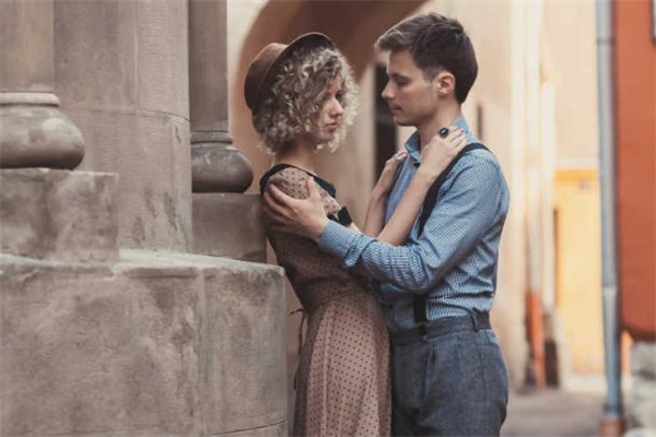 感情中懂和愛哪個更重要 愛你和懂你哪個更重要 感情中懂和愛哪個更重要 愛你和懂你哪個更重要