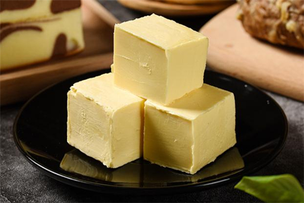 黃油過期了還能吃嗎 黃油保質(zhì)期多久 黃油過期了還能吃嗎 黃油保質(zhì)期多久