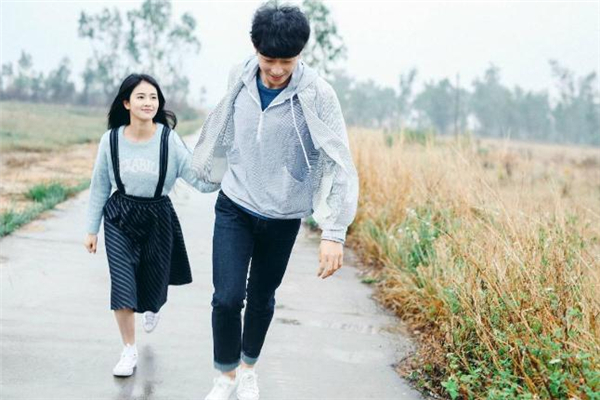 再次見到初戀怎么處理 再次見到初戀是什么感覺 再次見到初戀怎么處理 再次見到初戀是什么感覺