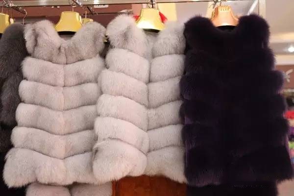 水貂皮草污漬怎么處理 水貂皮草怎么保養(yǎng) 水貂皮草污漬怎么處理 水貂皮草怎么保養(yǎng)