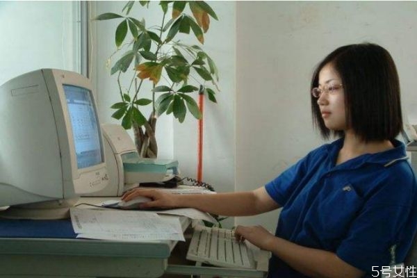 一般網(wǎng)戀的人都很丑嗎 網(wǎng)戀對象丑還要繼續(xù)嗎 一般網(wǎng)戀的人都很丑嗎 網(wǎng)戀對象丑還要繼續(xù)嗎