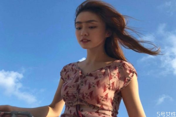 約會(huì)初次見面聊什么 第一次約會(huì)該說啥 約會(huì)初次見面聊什么 第一次約會(huì)該說啥