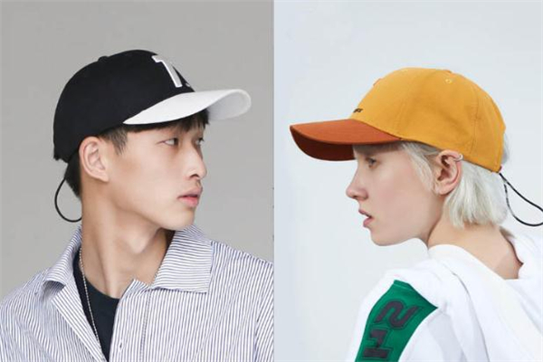 情侶裝怎么穿更有cp感 情侶裝配飾推薦 情侶裝怎么穿更有cp感 情侶裝配飾推薦