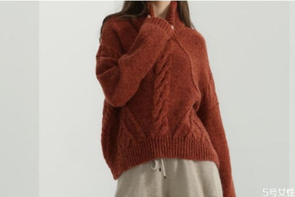 保暖內(nèi)衣和毛衣哪個(gè)保暖 保暖內(nèi)衣和毛衣哪個(gè)好 保暖內(nèi)衣和毛衣哪個(gè)保暖 保暖內(nèi)衣和毛衣哪個(gè)好