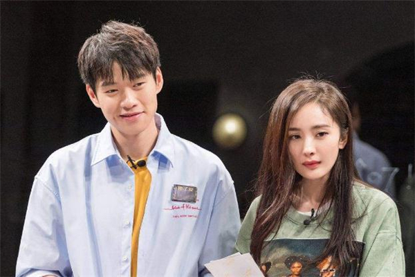 和喜歡的人玩真心話(huà)應(yīng)該問(wèn)什么 跟喜歡的人玩真心話(huà)怎么問(wèn) 和喜歡的人玩真心話(huà)應(yīng)該問(wèn)什么 跟喜歡的人玩真心話(huà)怎么問(wèn)