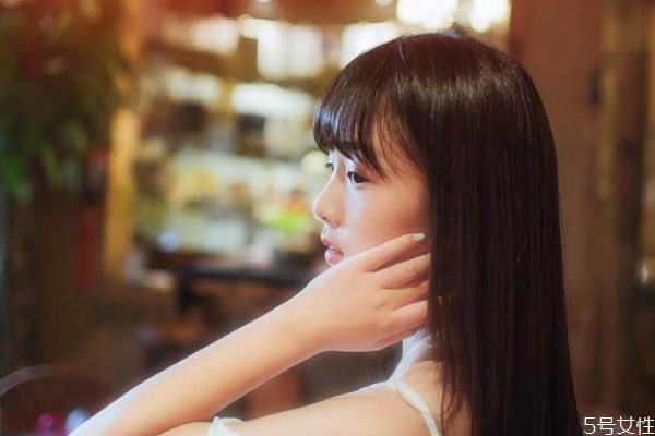 女生說忙的意思是什么呢 女生為什么回消息慢呢 女生說忙的意思是什么呢 女生為什么回消息慢呢