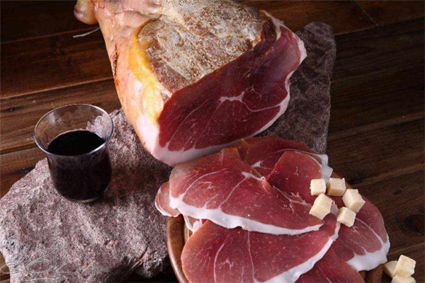 金華火腿怎么保存 金華火腿能放多長時(shí)間 金華火腿怎么保存 金華火腿能放多長時(shí)間