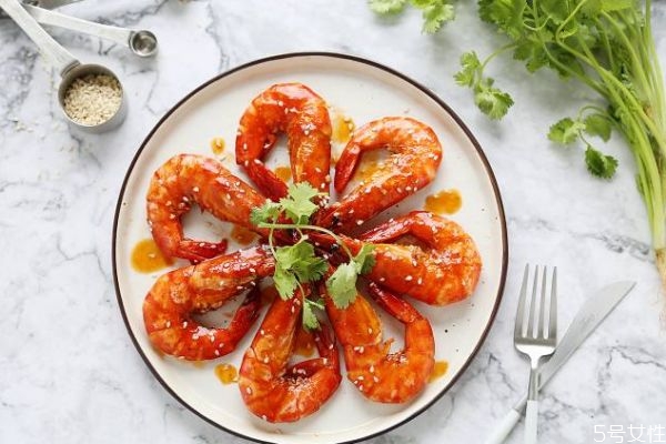 什么是老虎蝦呢 老虎蝦有什么營養(yǎng)價值呢 什么是老虎蝦呢 老虎蝦有什么營養(yǎng)價值呢