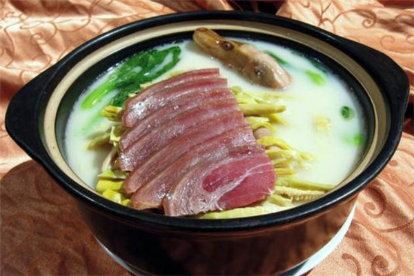 金華火腿怎么清洗 金華火腿的皮可以吃嗎 金華火腿怎么清洗 金華火腿的皮可以吃嗎