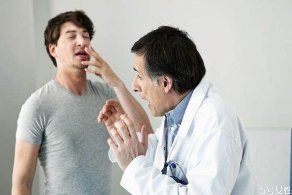 什么是鼻咽癌呢 鼻咽癌有什么危害呢 什么是鼻咽癌呢 鼻咽癌有什么危害呢