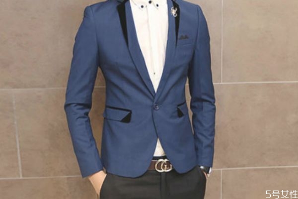 小西裝可以洗衣機(jī)洗嗎 西裝怎么清洗 小西裝可以洗衣機(jī)洗嗎 西裝怎么清洗