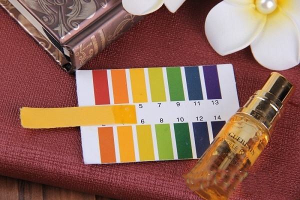 嬌蘭復(fù)原蜜和精華的區(qū)別 嬌蘭復(fù)原蜜油嗎 嬌蘭復(fù)原蜜和精華的區(qū)別 嬌蘭復(fù)原蜜油嗎