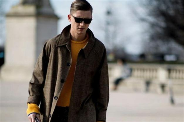 男生針織衫怎么搭配外套 男生針織衫搭配技巧 男生針織衫怎么搭配外套 男生針織衫搭配技巧