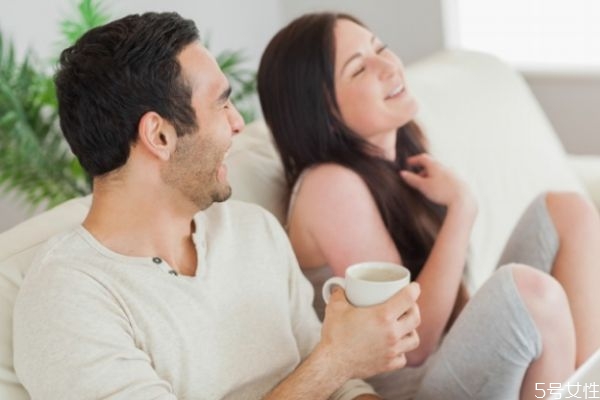 剛認(rèn)識(shí)的男生就說(shuō)喜歡我可信嗎 剛認(rèn)識(shí)就表白靠譜嗎 剛認(rèn)識(shí)的男生就說(shuō)喜歡我可信嗎 剛認(rèn)識(shí)就表白靠譜嗎