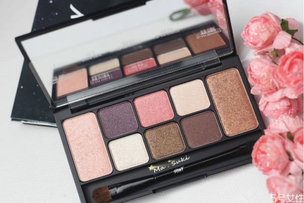 今年最流行眼影色號是什么呢 什么樣的眼影色號好看呢 今年最流行眼影色號是什么呢 什么樣的眼影色號好看呢