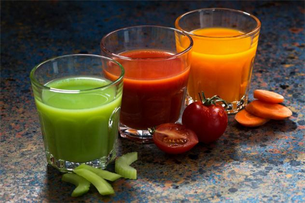 苦瓜汁哪些人不能喝 苦瓜汁禁忌人群 苦瓜汁哪些人不能喝 苦瓜汁禁忌人群