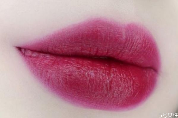 阿瑪尼紅管509好看嗎 阿瑪尼紅管509什么顏色 阿瑪尼紅管509好看嗎 阿瑪尼紅管509什么顏色