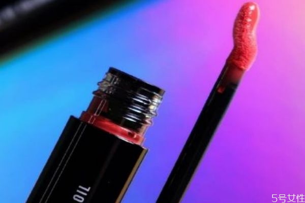mac有色唇油多少錢(qián) mac有色唇油哪個(gè)顏色好看 mac有色唇油多少錢(qián) mac有色唇油哪個(gè)顏色好看