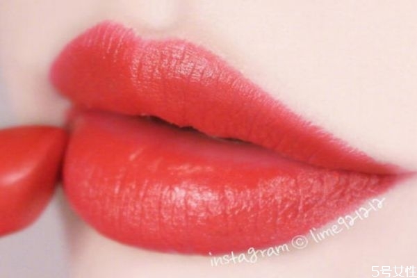 mac so chaud是什么顏色 mac口紅so chaud試色 mac so chaud是什么顏色 mac口紅so chaud試色