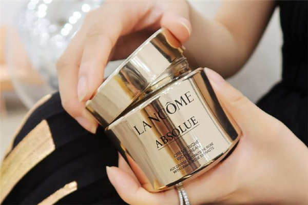 蘭蔻菁純面霜成分 蘭蔻菁純面霜孕婦能用嗎 蘭蔻菁純面霜成分 蘭蔻菁純面霜孕婦能用嗎