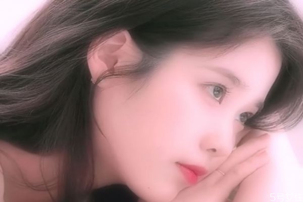 怎樣忘記曾經(jīng)深愛過的人 深愛的人多久可以忘記 怎樣忘記曾經(jīng)深愛過的人 深愛的人多久可以忘記