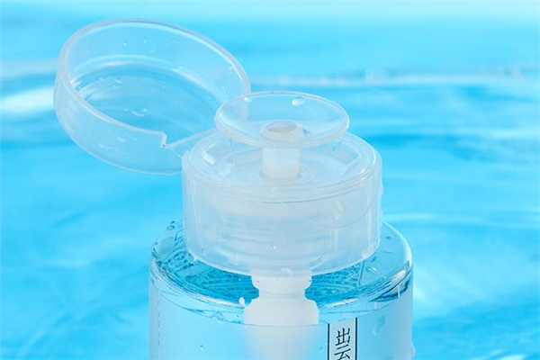 出云溫泉卸妝水怎么打不開 出云溫泉卸妝水可以卸口紅嗎 出云溫泉卸妝水怎么打不開 出云溫泉卸妝水可以卸口紅嗎