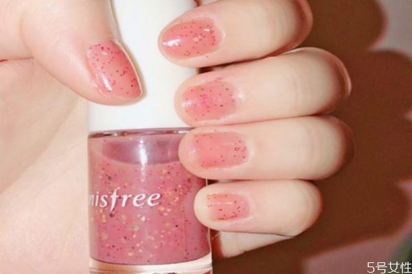 悅詩風(fēng)吟指甲油熱門色 悅詩風(fēng)吟指甲油色號推薦 悅詩風(fēng)吟指甲油熱門色 悅詩風(fēng)吟指甲油色號推薦