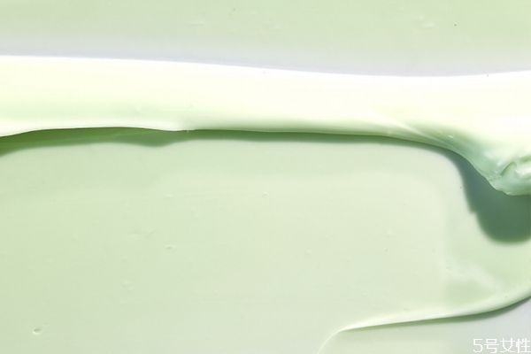 glamglow奇幻面霜早晚都能用嗎 glamglow奇幻面霜用法 glamglow奇幻面霜早晚都能用嗎 glamglow奇幻面霜用法