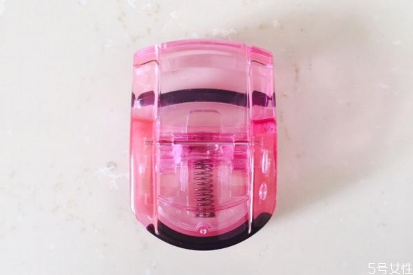 貝印和無(wú)印良品睫毛夾哪個(gè)好用 貝印睫毛夾真假對(duì)比 貝印和無(wú)印良品睫毛夾哪個(gè)好用 貝印睫毛夾真假對(duì)比