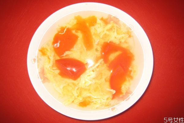 飯前喝湯可以減肥嗎 減肥首先要注意什么呢 飯前喝湯可以減肥嗎 減肥首先要注意什么呢