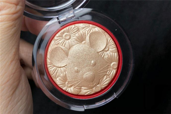 倩碧老鼠高光價格 倩碧鼠年限定高光好看嗎 倩碧老鼠高光價格 倩碧鼠年限定高光好看嗎