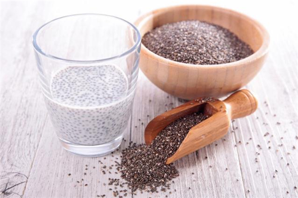 奇亞籽不能和什么一起吃 奇亞籽什么人不能吃 奇亞籽不能和什么一起吃 奇亞籽什么人不能吃